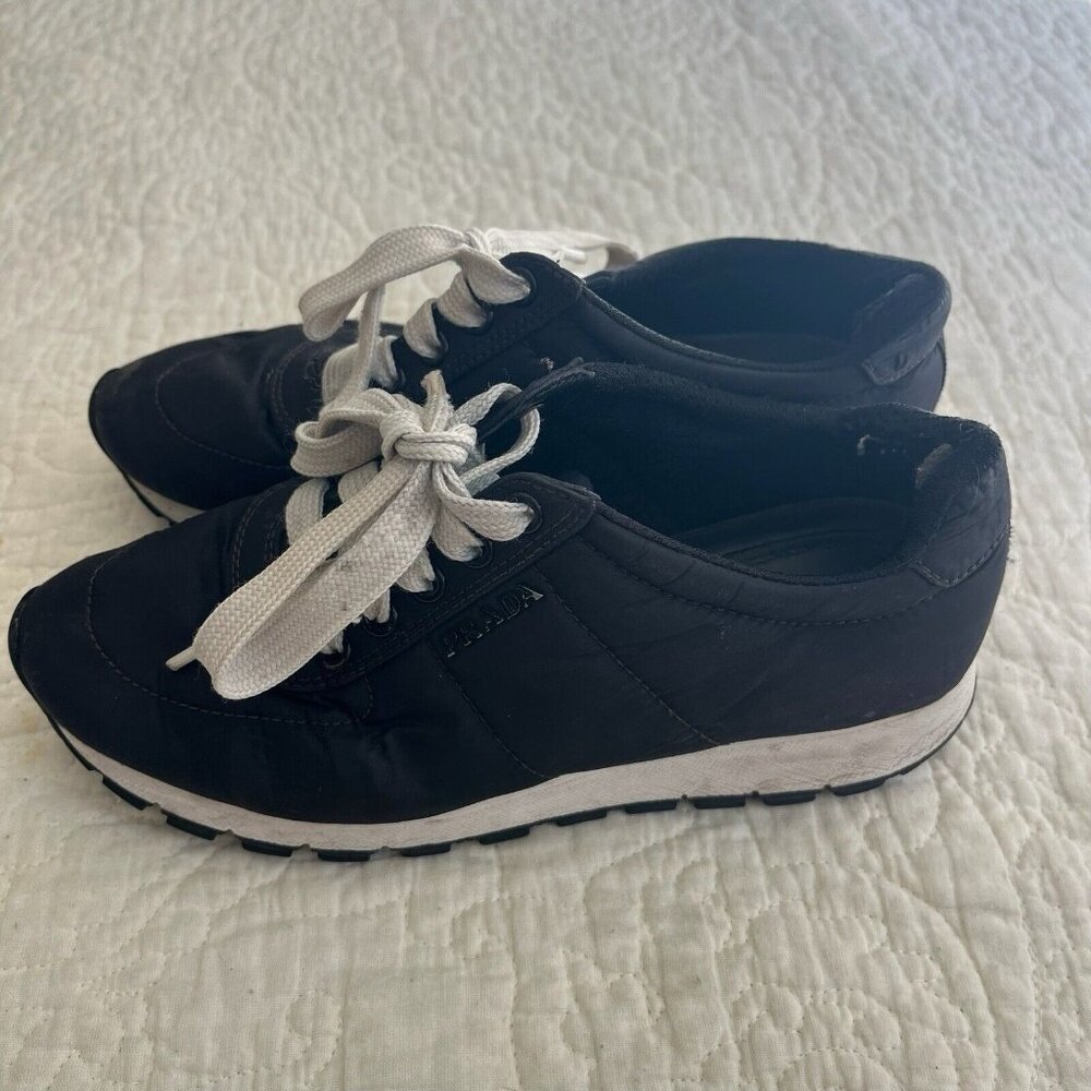 PRADA Women’s Re-Nylon Sneakers in Black Size EU35 - Picture 3 of 9